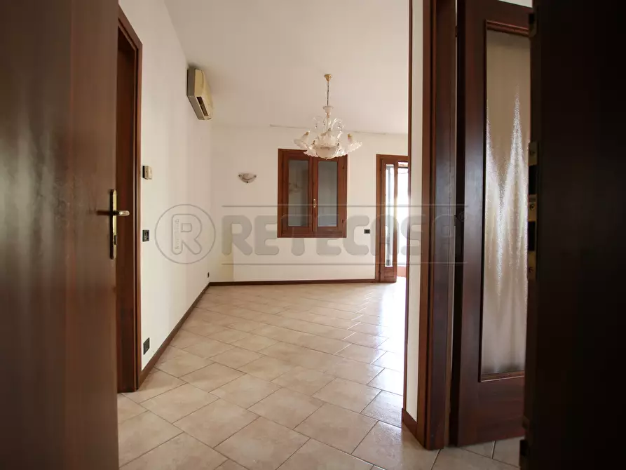 Immagine 11 di Porzione di casa in vendita  a Arcugnano