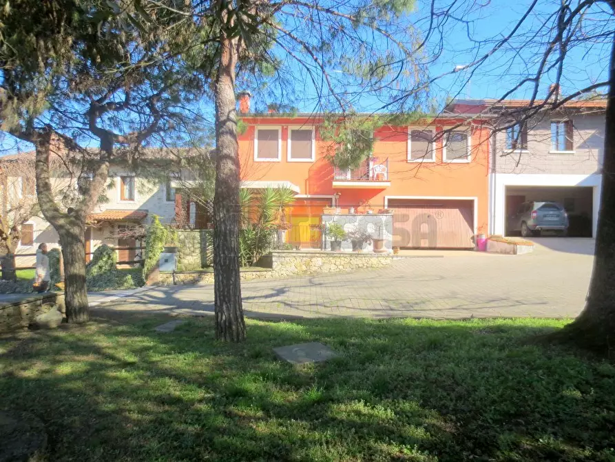 Immagine 22 di Casa bifamiliare in vendita  a Montecchio Maggiore