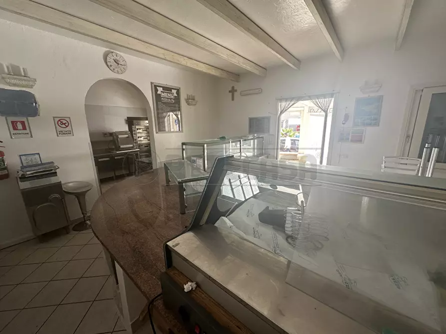Immagine 15 di Pizzeria / Pub in vendita  a Campobello Di Mazara