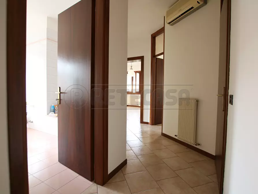 Immagine 24 di Porzione di casa in vendita  a Arcugnano