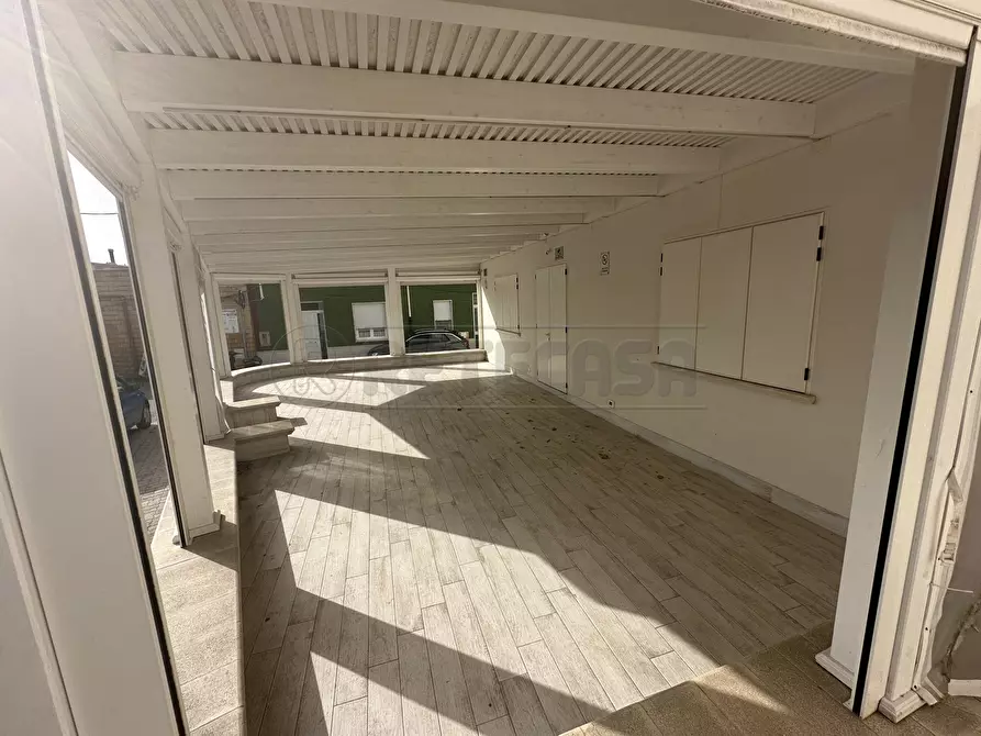 Immagine 4 di Pizzeria / Pub in vendita  a Campobello Di Mazara