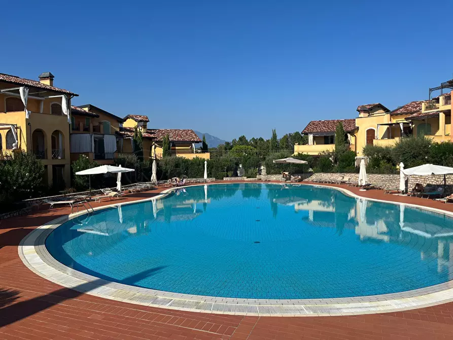 Immagine 49 di Appartamento in affitto  in Via del torchio a Manerba Del Garda