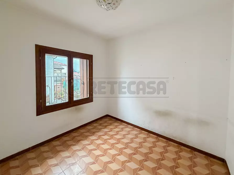 Immagine 35 di Rustico / casale in vendita  in Via Valle a Sovizzo