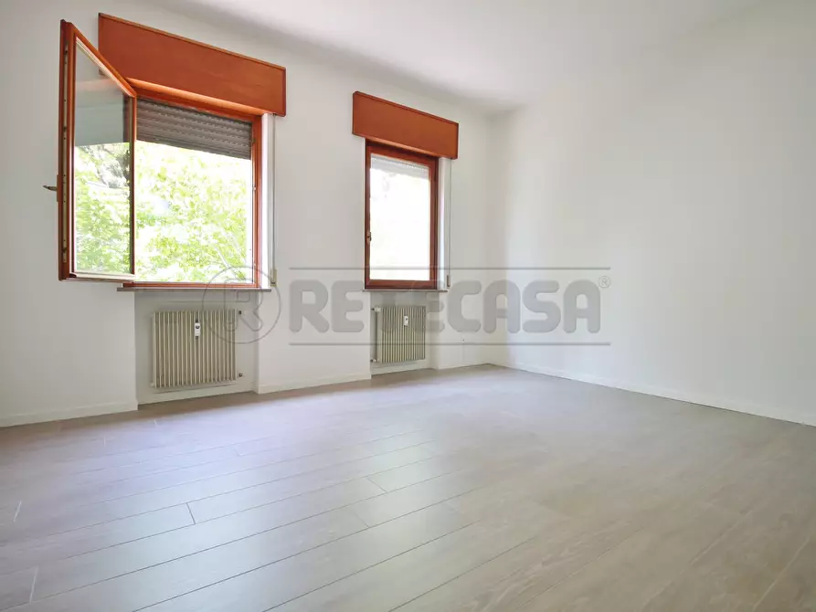 Immagine 15 di Trilocale in affitto  a Vicenza