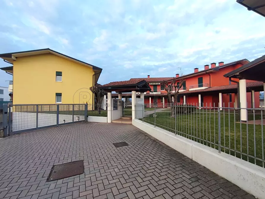 Immagine 2 di Bilocale in vendita  in Via Sant'Ubaldo 10 a Sarego