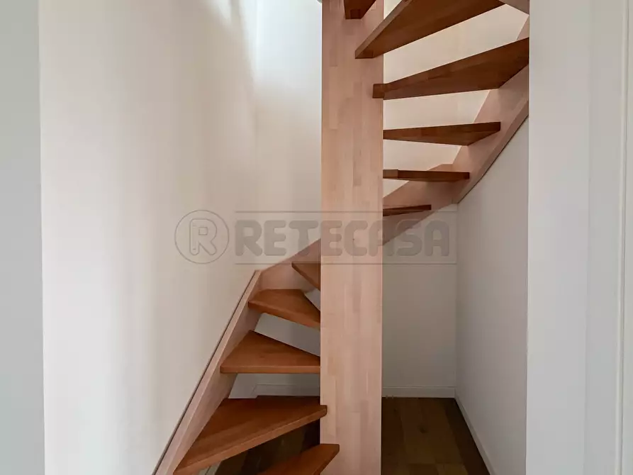 Immagine 28 di Appartamento in vendita  in Via F. Magellano a Creazzo