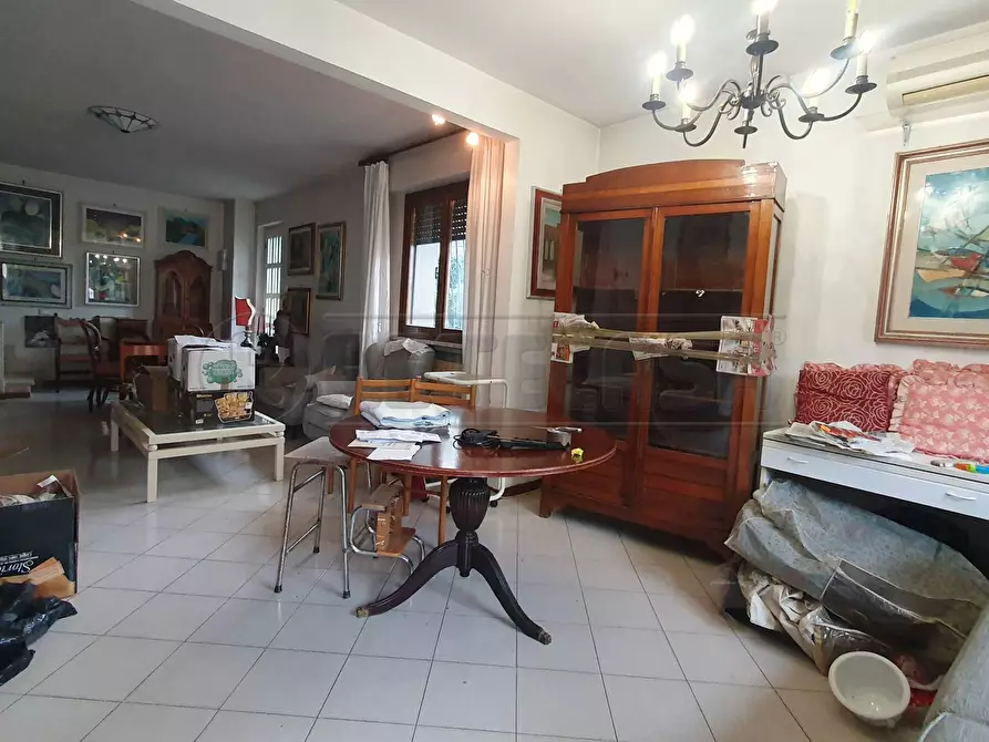 Immagine 5 di Villetta a schiera in vendita  in Via Cesare Riccioni 20 a Viareggio