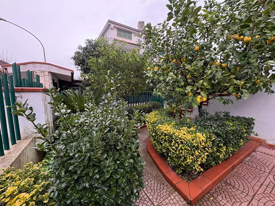 Immagine 23 di Villetta a schiera in vendita  in Via Giudice Falcone a Marcianise