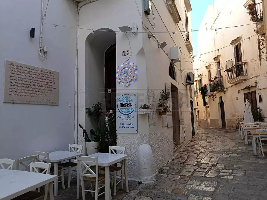 Immagine 4 di Locale commerciale in vendita  in Via Carmine Fontò 7 a Gallipoli