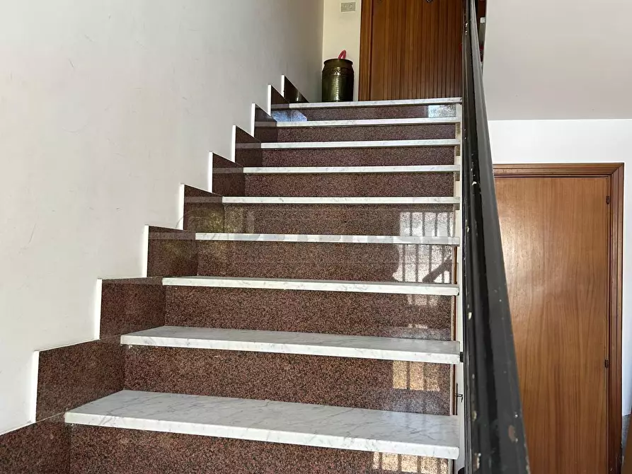 Immagine 2 di Trilocale in vendita  in via Salvatore Averna 9 a Caltanissetta