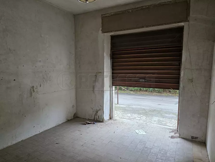 Immagine 10 di Appartamento in vendita  a Mercato San Severino