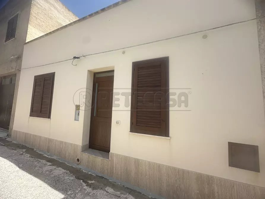 Immagine 5 di Casa indipendente in vendita  a Campobello Di Mazara