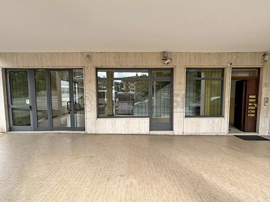 Immagine 6 di Locale commerciale in vendita  in Piazza G. Mazzini 26 a Trissino