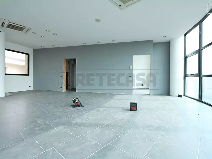 Immagine 4 di Ufficio in affitto  a Vicenza