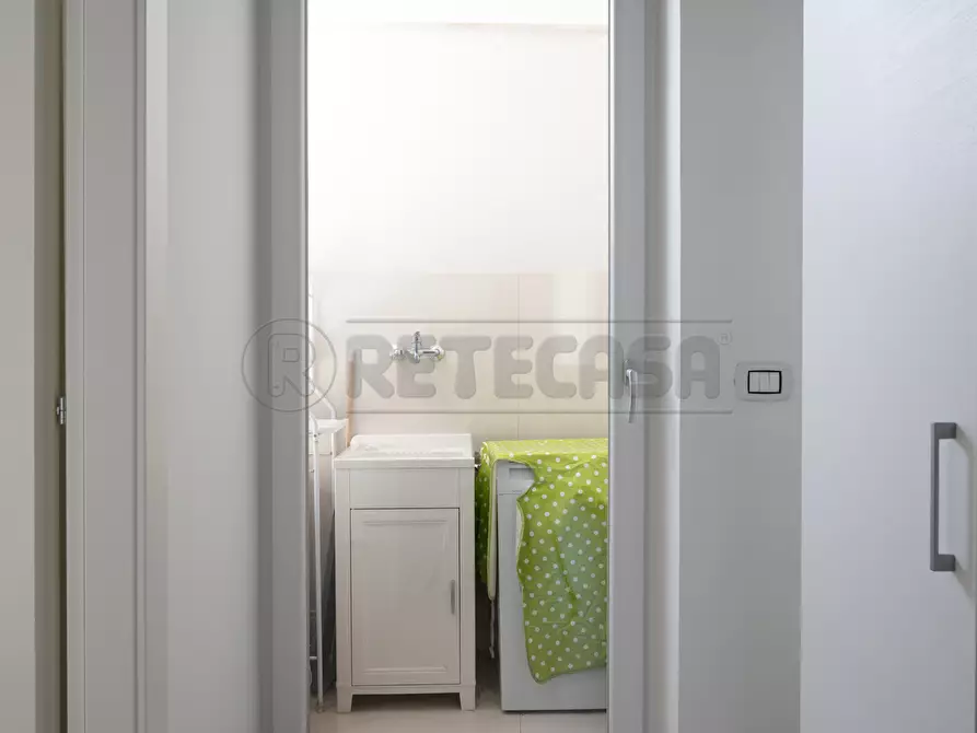 Immagine 33 di Bilocale in vendita  in Via II Giugno 7 a Nardo'