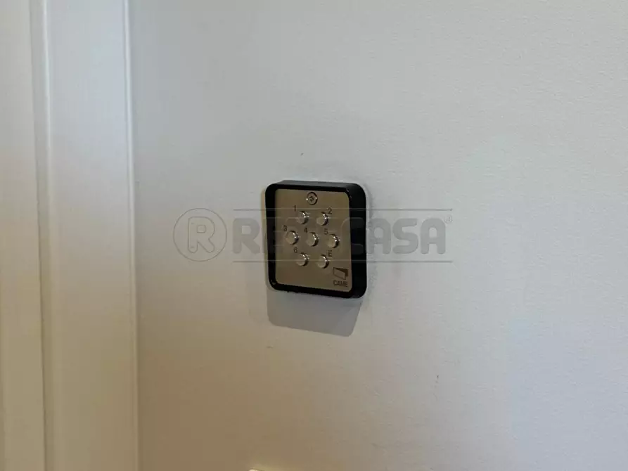 Immagine 10 di Bilocale in affitto  a Orio Al Serio