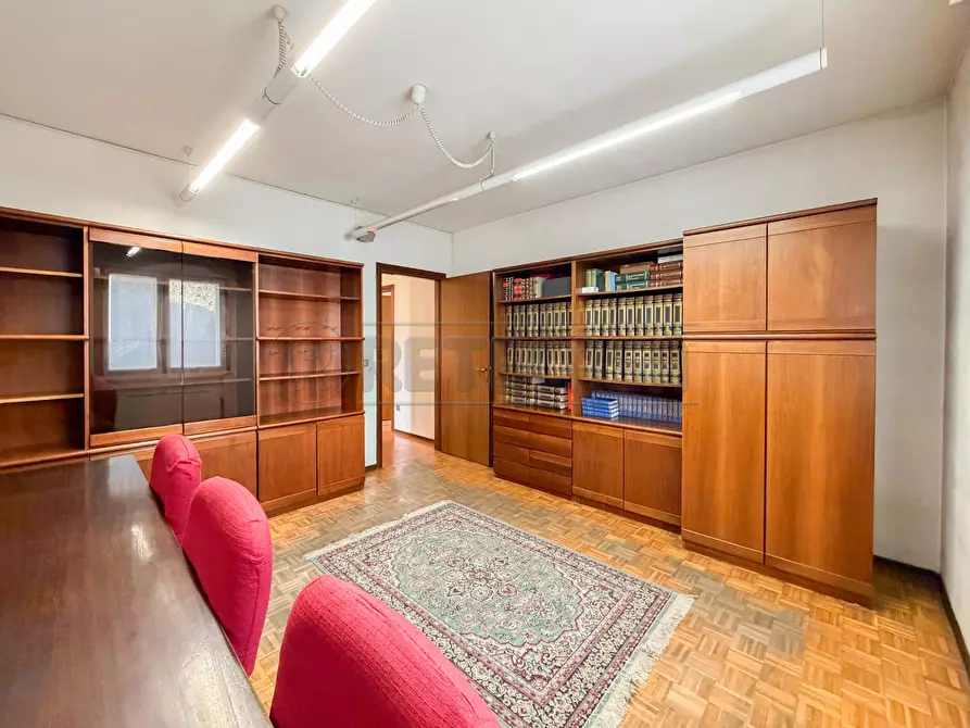 Immagine 30 di Trilocale in vendita  in Via Giacomo Puccini a Altavilla Vicentina