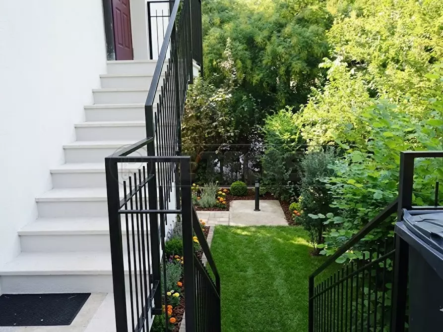 Immagine 11 di Casa indipendente in vendita  in Viale Dante a Vicenza
