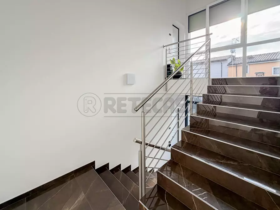 Immagine 42 di Appartamento in vendita  in Via F. Magellano a Creazzo