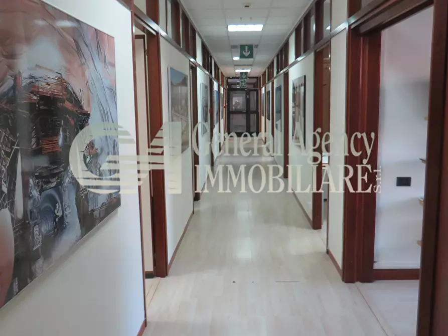 Immagine 22 di Ufficio in affitto  in VIALE DEL POGGIO FIORITO a Roma