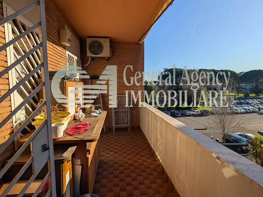 Immagine 22 di Appartamento in vendita  in VIALE DEI PRIMATI SPORTIVI 66 a Roma