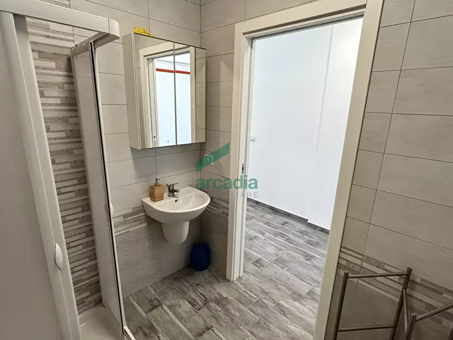 Immagine 15 di Monolocale in vendita  in Viale delle Querce 3 a Fasano