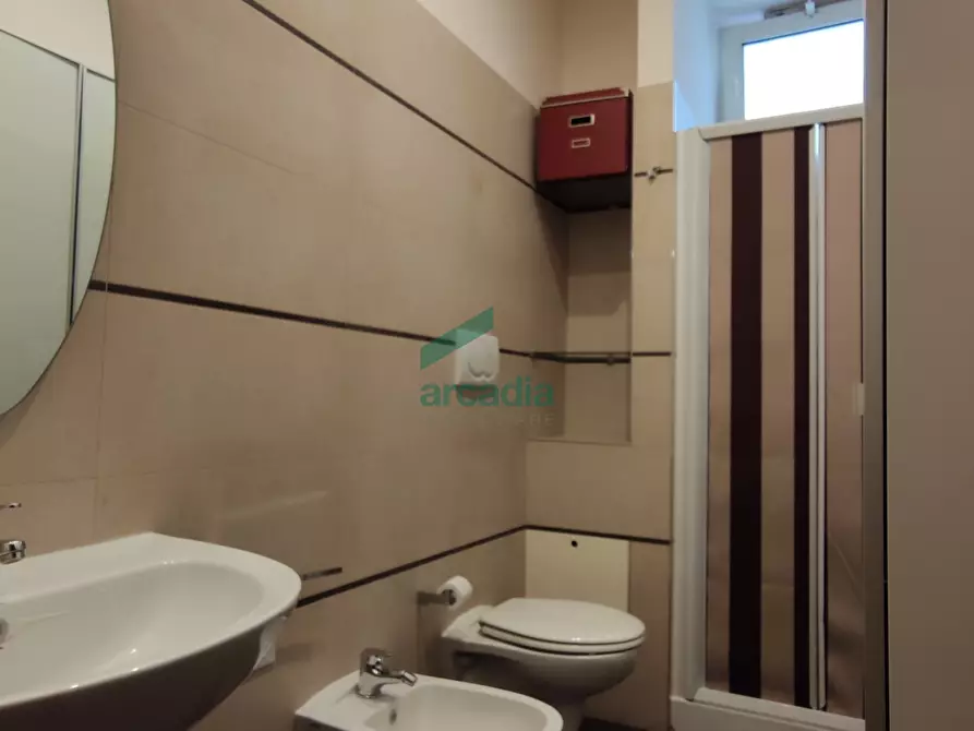 Immagine 4 di Ufficio in vendita  in Via Papa Giovanni Paolo I' 10/E a Bari