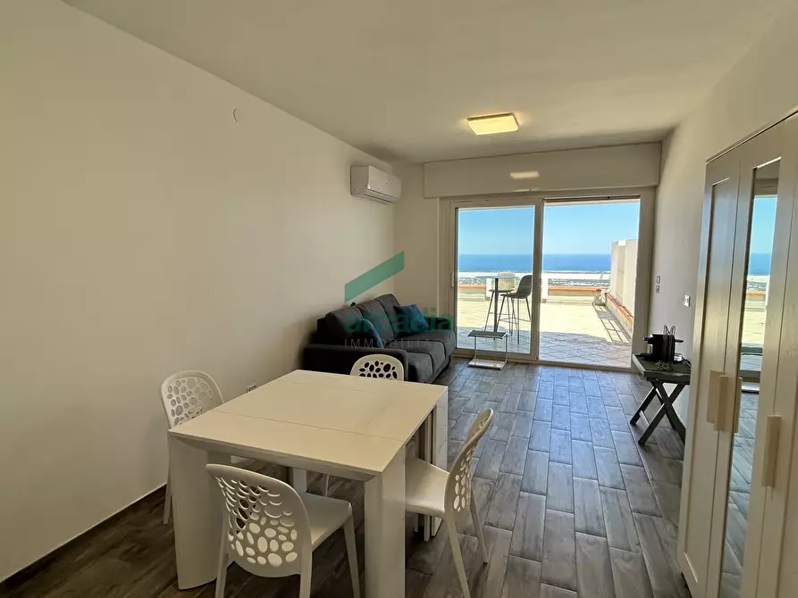 Immagine 22 di Monolocale in vendita  in Viale delle Querce 3 a Fasano