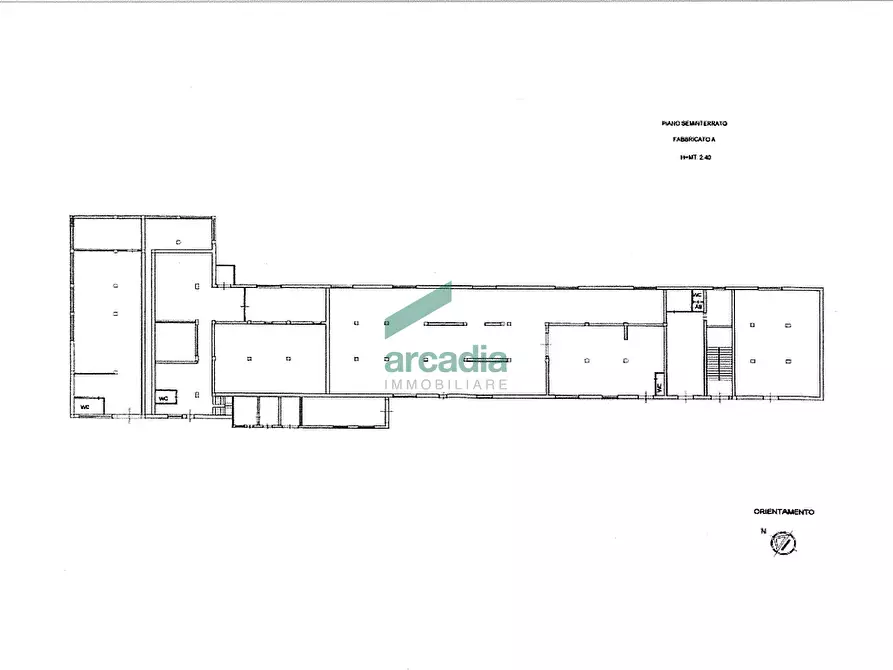 Immagine 43 di Attività artigianale in vendita  in Viale Biagio Accolti Gil 22 a Bari