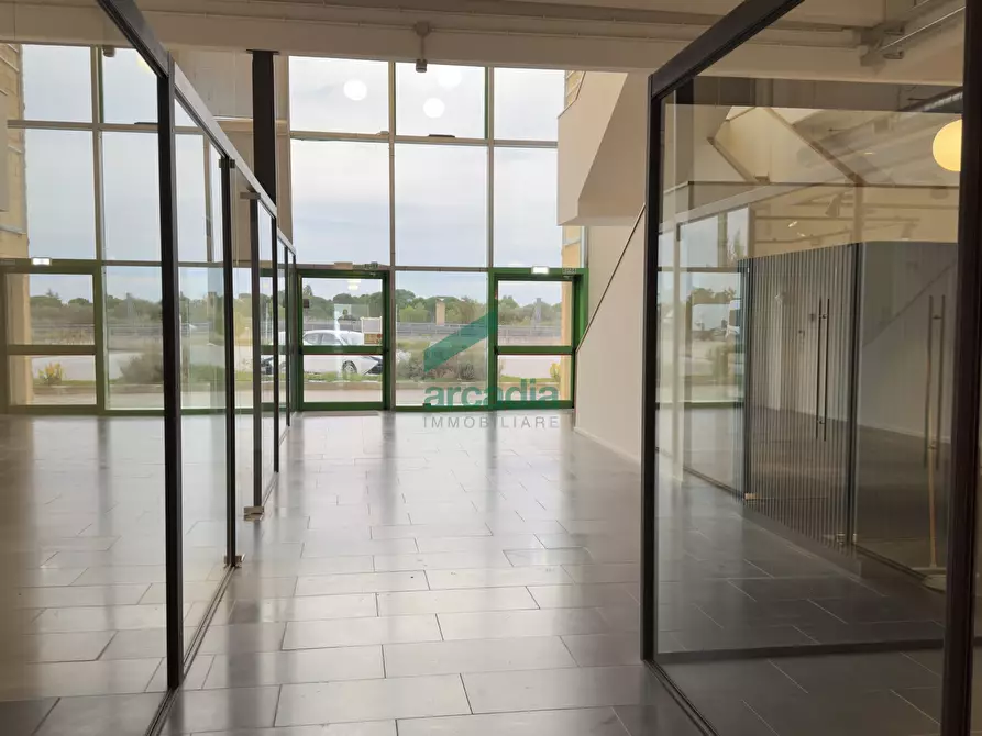 Immagine 7 di Capannone industriale in vendita  in Strada Statale 100, Snc Snc a Casamassima