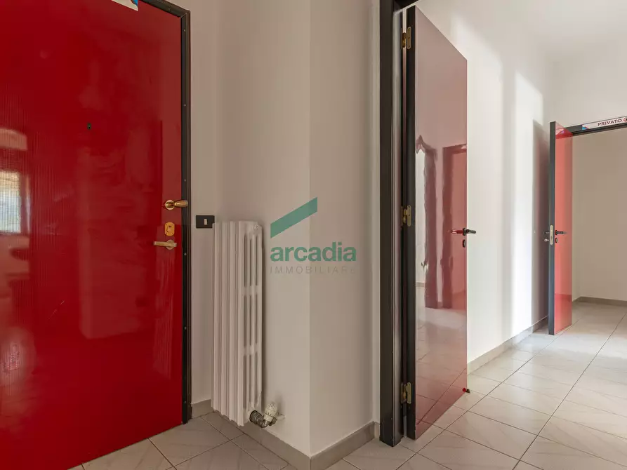 Immagine 5 di Ufficio in vendita  in Via Camillo Rosalba 49 a Bari