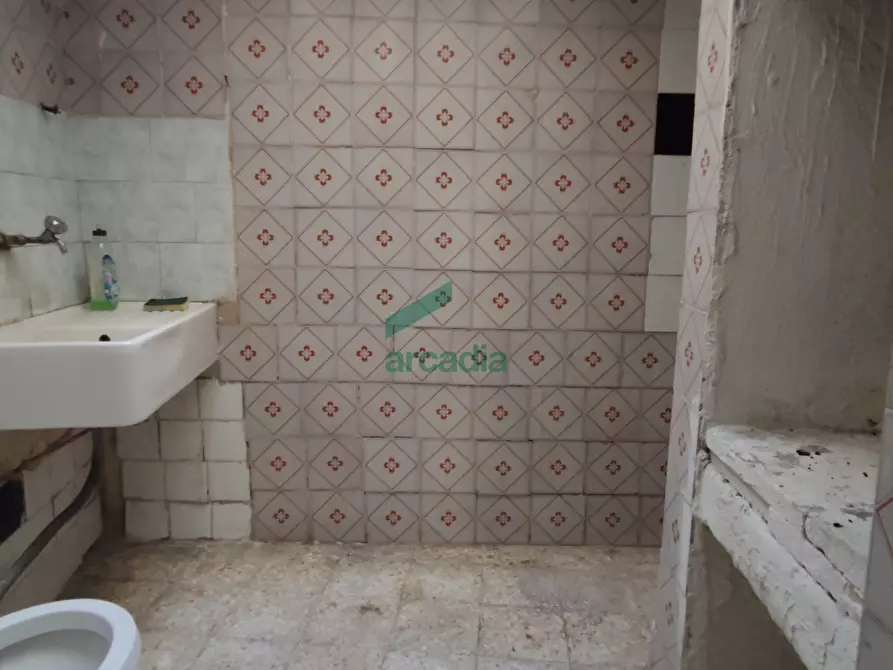 Immagine 12 di Quadrilocale in vendita  in Via Giordano 4 a Rutigliano