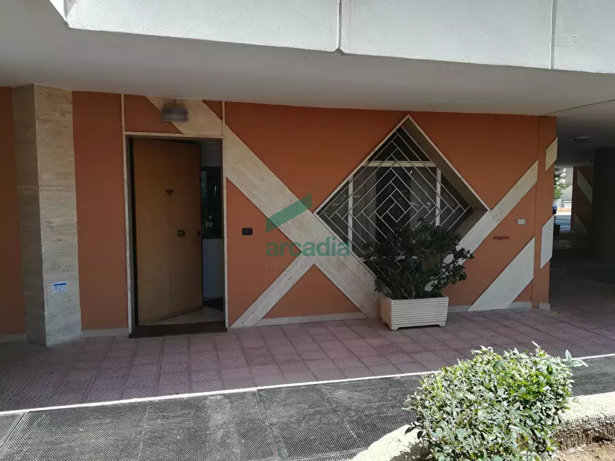 Immagine 1 di Ufficio in vendita  in Via Petraglione 24 a Bari