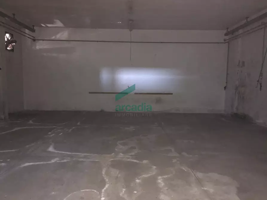 Immagine 13 di Attività artigianale in affitto  in SP231 KM 0,800 a Modugno