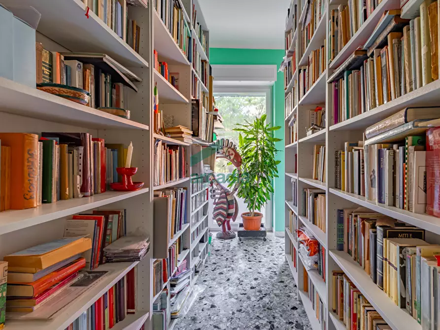 Immagine 10 di Appartamento in vendita  in Largo Ciaia 13 a Bari