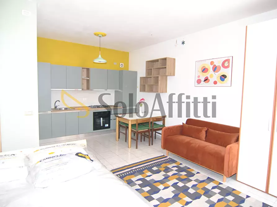 Immagine 5 di Monolocale in affitto  in Via de Larderel 88 a Livorno