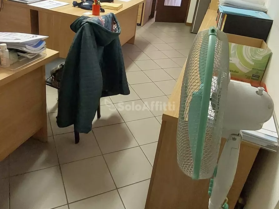 Immagine 3 di Ufficio in affitto  a Lodi