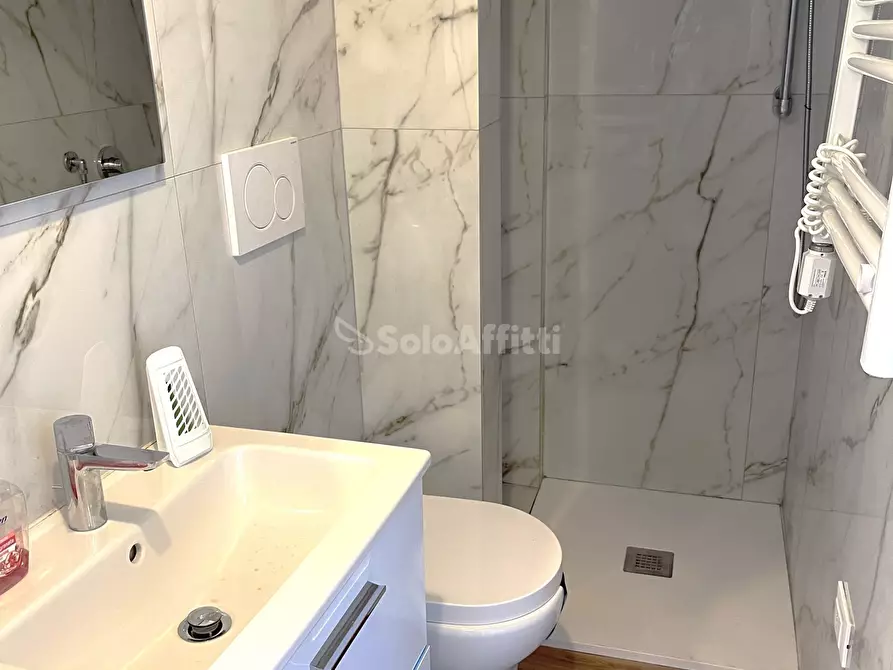 Immagine 8 di Bilocale in affitto  in Via Montá 11 a San Remo