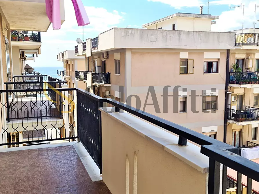 Immagine 18 di Stanza singola in affitto  a Catanzaro