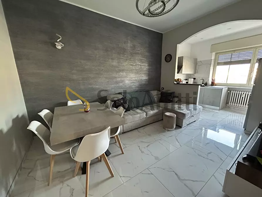 Immagine 8 di Trilocale in affitto  in Corso Sebastopoli 2 a Torino