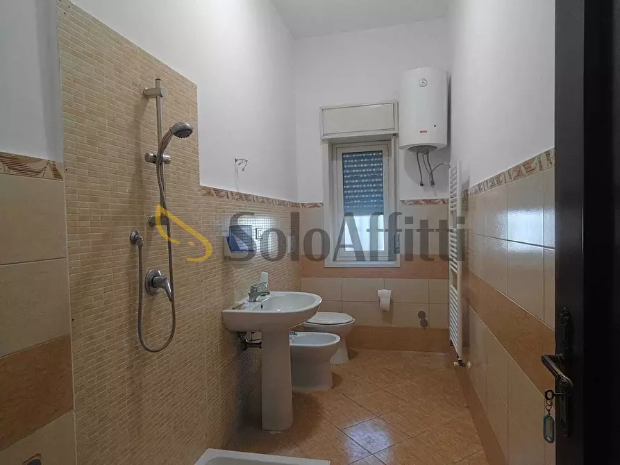 Immagine 10 di Trilocale in affitto  a Misterbianco