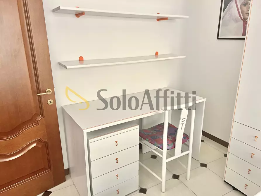 Immagine 25 di Quadrilocale in affitto  a Cagliari