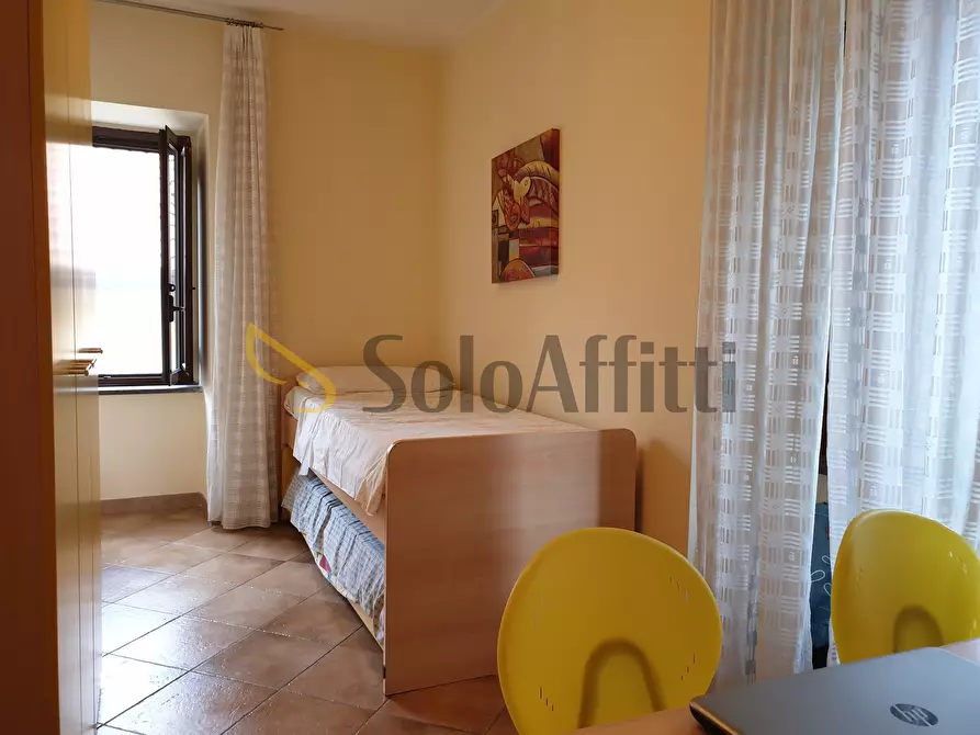 Immagine 9 di Stanza singola in affitto  a Catanzaro