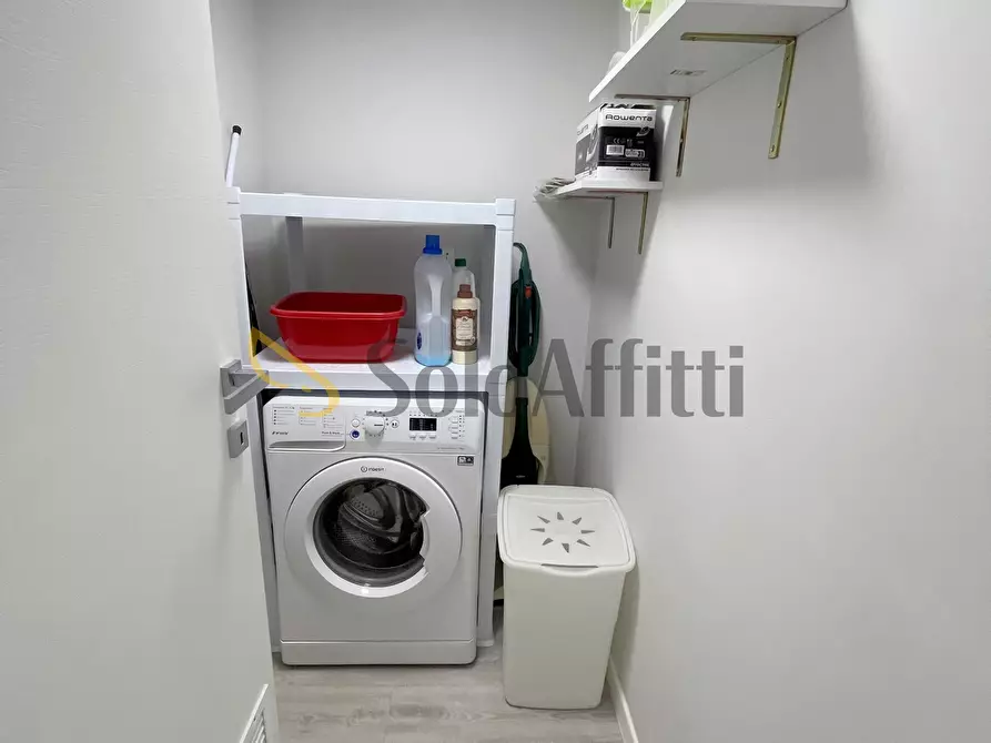 Immagine 10 di Trilocale in affitto  a Sirolo
