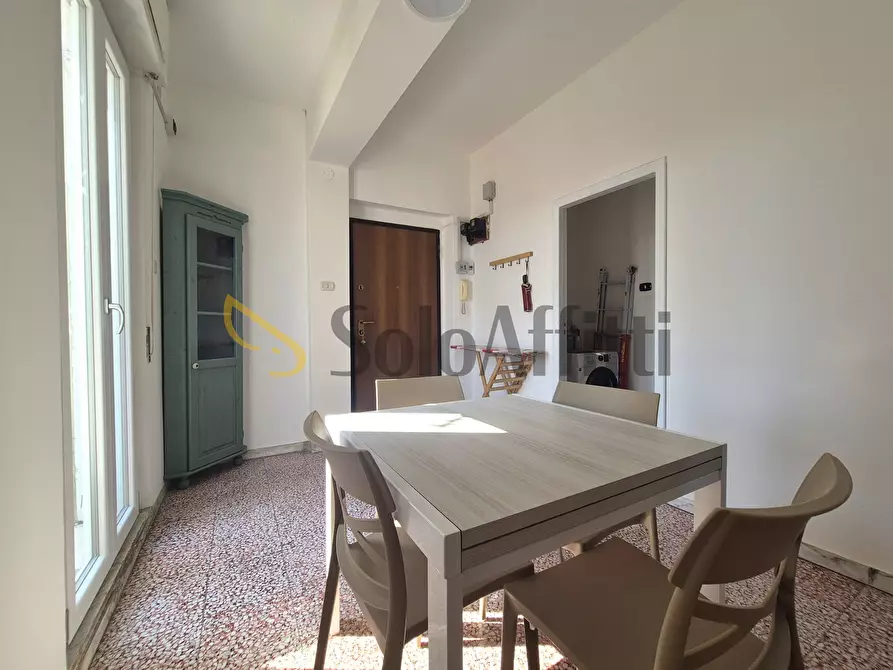 Immagine 15 di Bilocale in affitto  a Catanzaro
