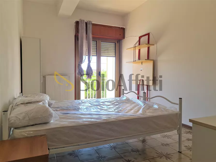 Immagine 1 di Stanza singola in affitto  a Catanzaro