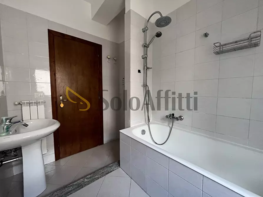 Immagine 6 di Trilocale in affitto  in Viale Crotone 147F a Catanzaro