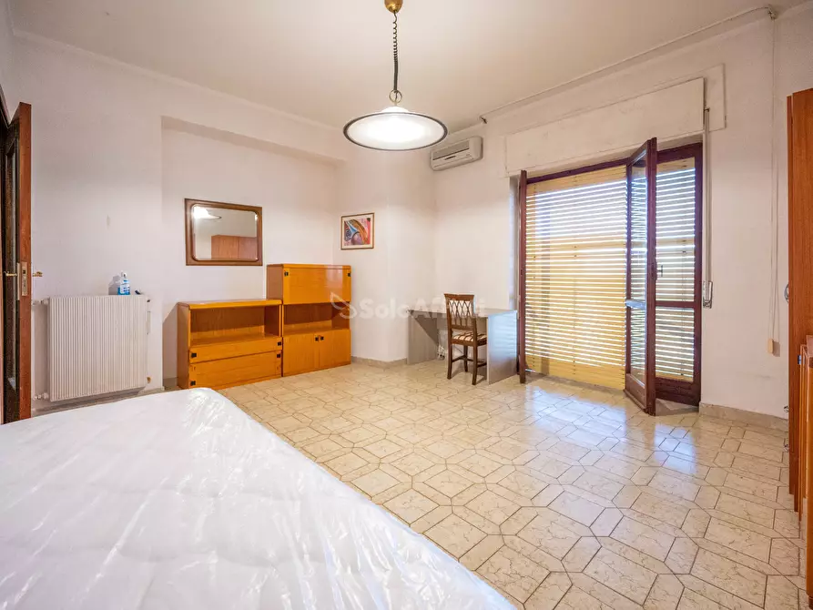 Immagine 5 di Stanza singola in affitto  a Catanzaro