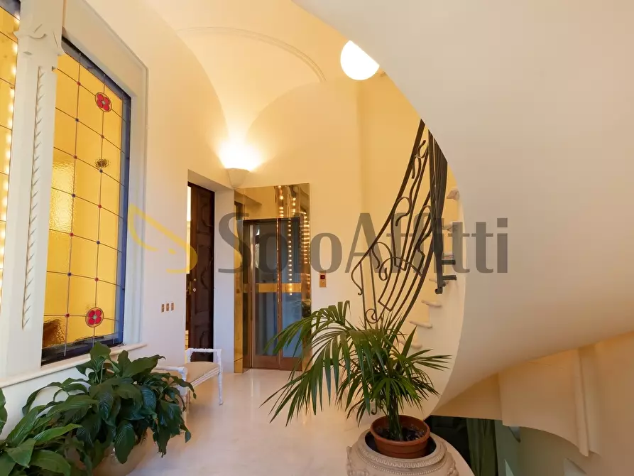 Immagine 5 di Villa in affitto  a Taggia