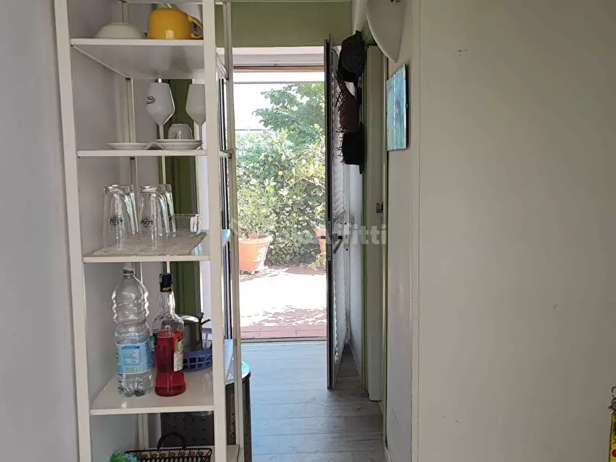 Immagine 7 di Loft/Open space in affitto  a Latina